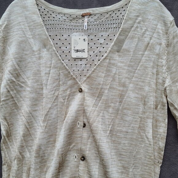 Free People Into The Night LS Tunic Cardigan Sweater S Beige Boho Button NWT - Picture 4 of 10